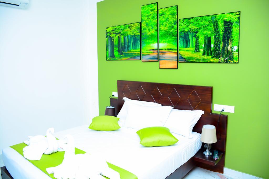 Mama Beach Villa Negombo Esterno foto