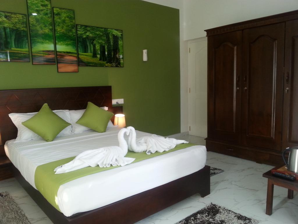 Mama Beach Villa Negombo Esterno foto