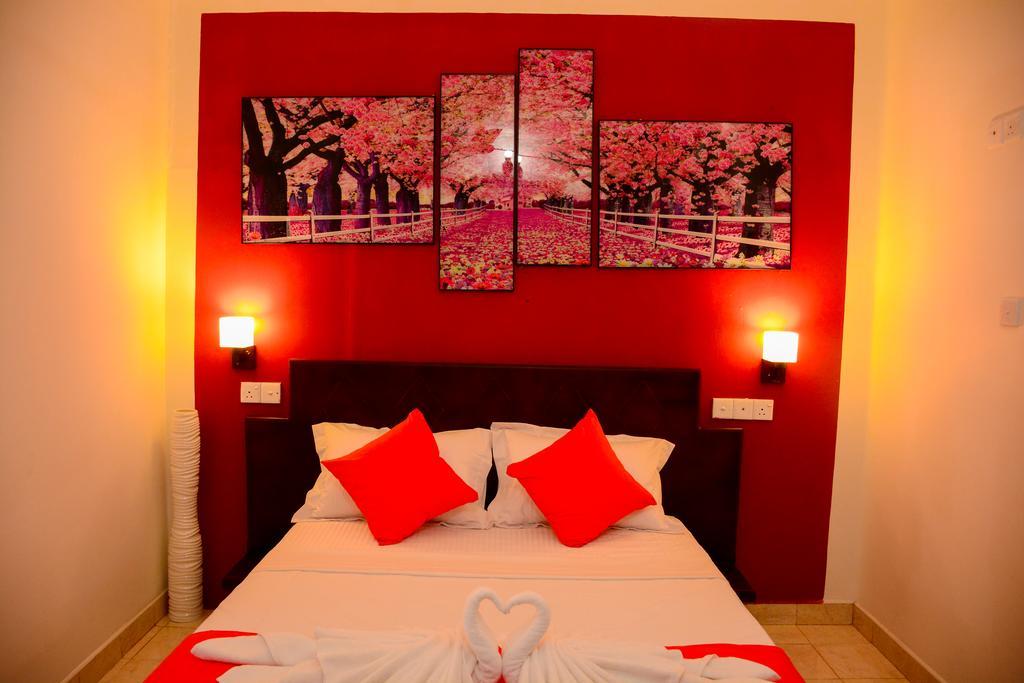 Mama Beach Villa Negombo Esterno foto