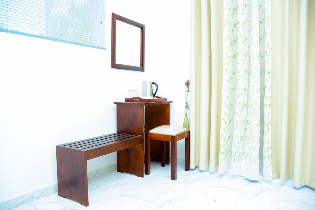 Mama Beach Villa Negombo Esterno foto
