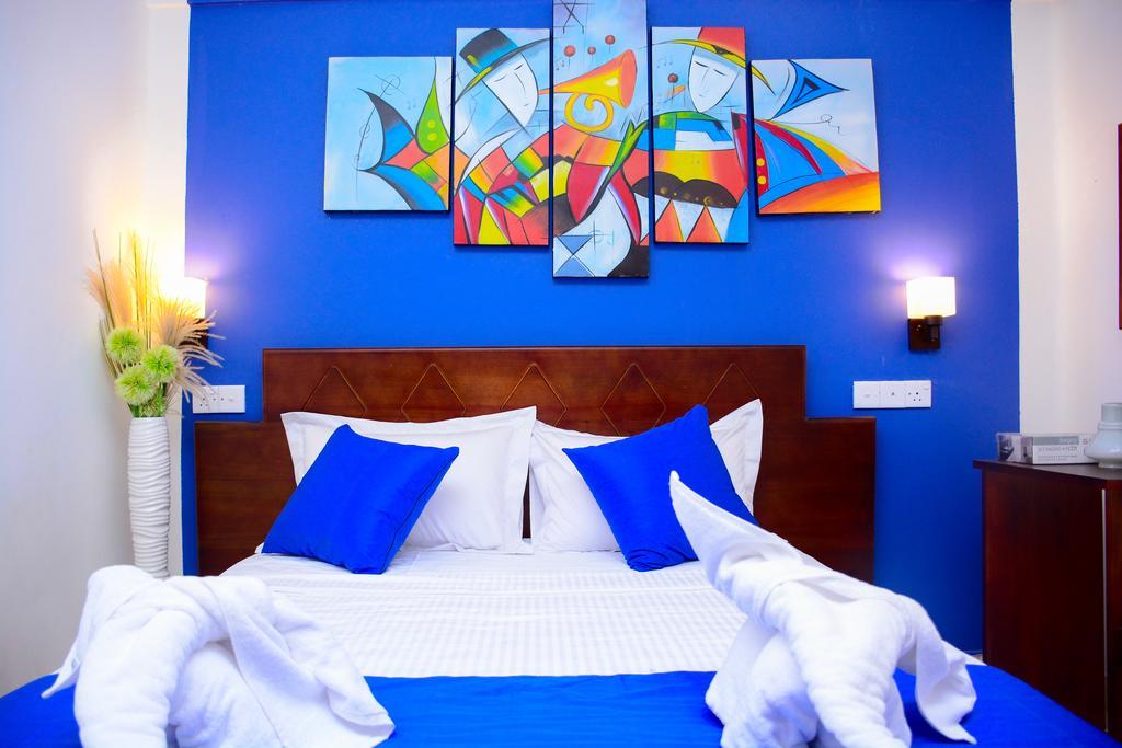 Mama Beach Villa Negombo Esterno foto